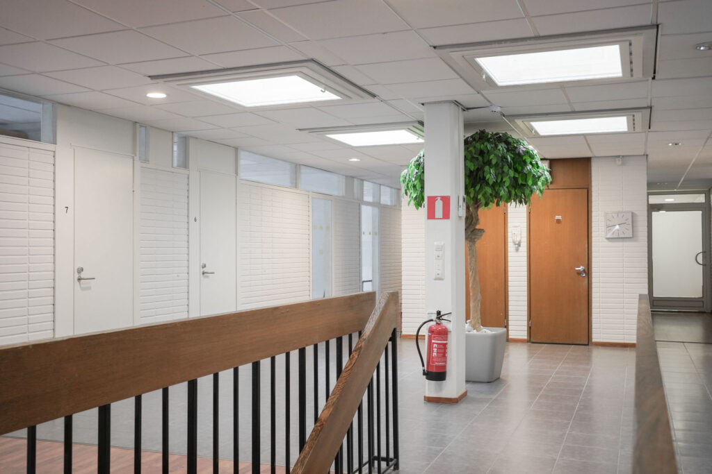 Varastointitilojen toimistohuoneiden aula