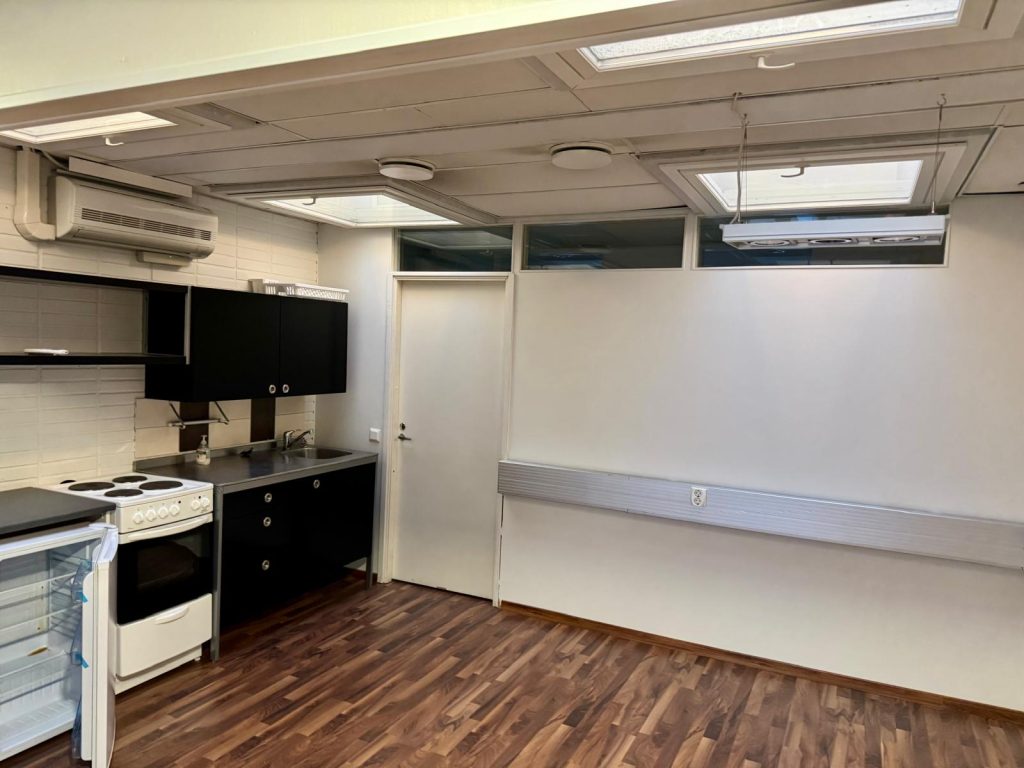 WhatsApp Image 2025-04-28 at 10.43.26