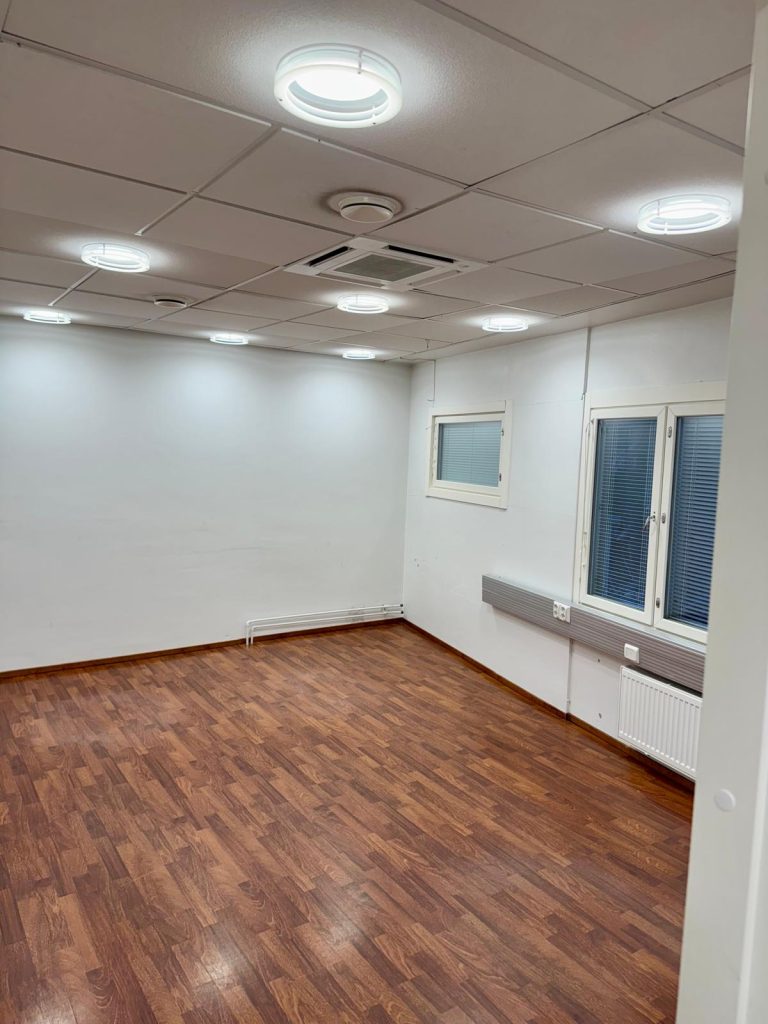 WhatsApp Image 2025-04-28 at 10.43.27 (5)